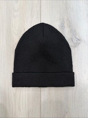 Gucci Black GG glittery Monogram Knit Beanie Hat Size M Made in Italy